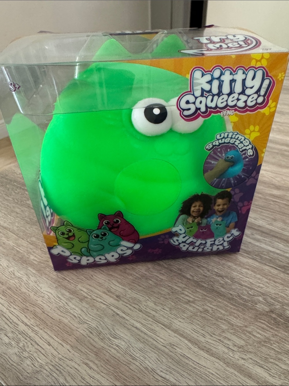 Squeeze Bright Green Squishy Plush Cat Toy